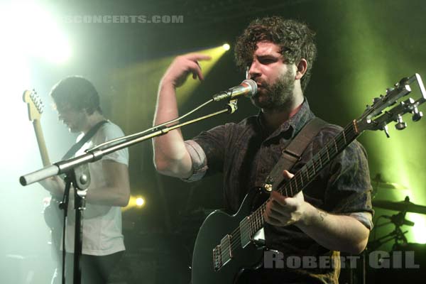 FOALS - 2013-02-15 - PARIS - Point Ephemere - Yannis Philippakis - Jimmy Smith